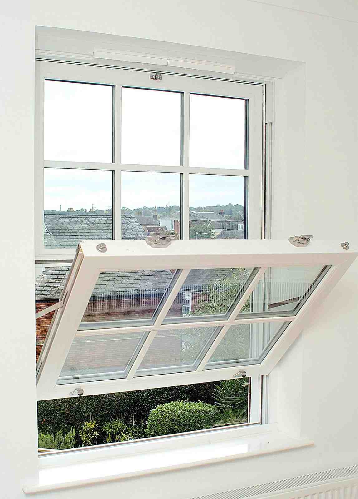 How do Sliding Sash Windows Open?